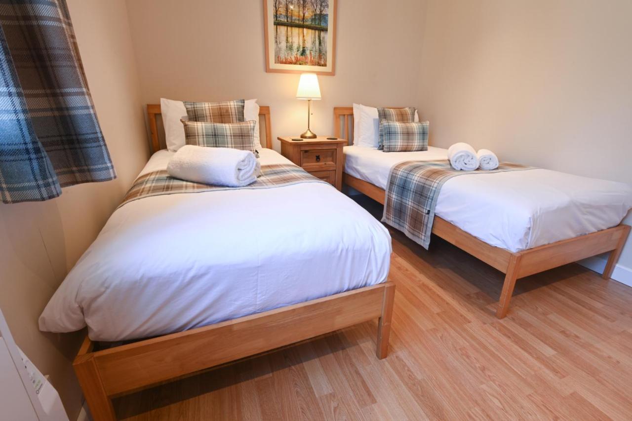 Birchbrae Highland Lodges Онич Екстериор снимка