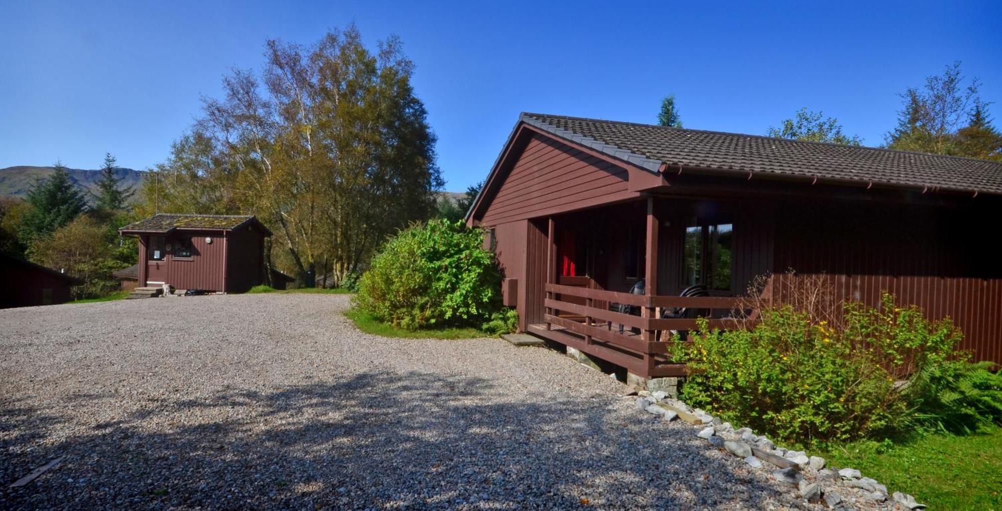 Birchbrae Highland Lodges Онич Екстериор снимка