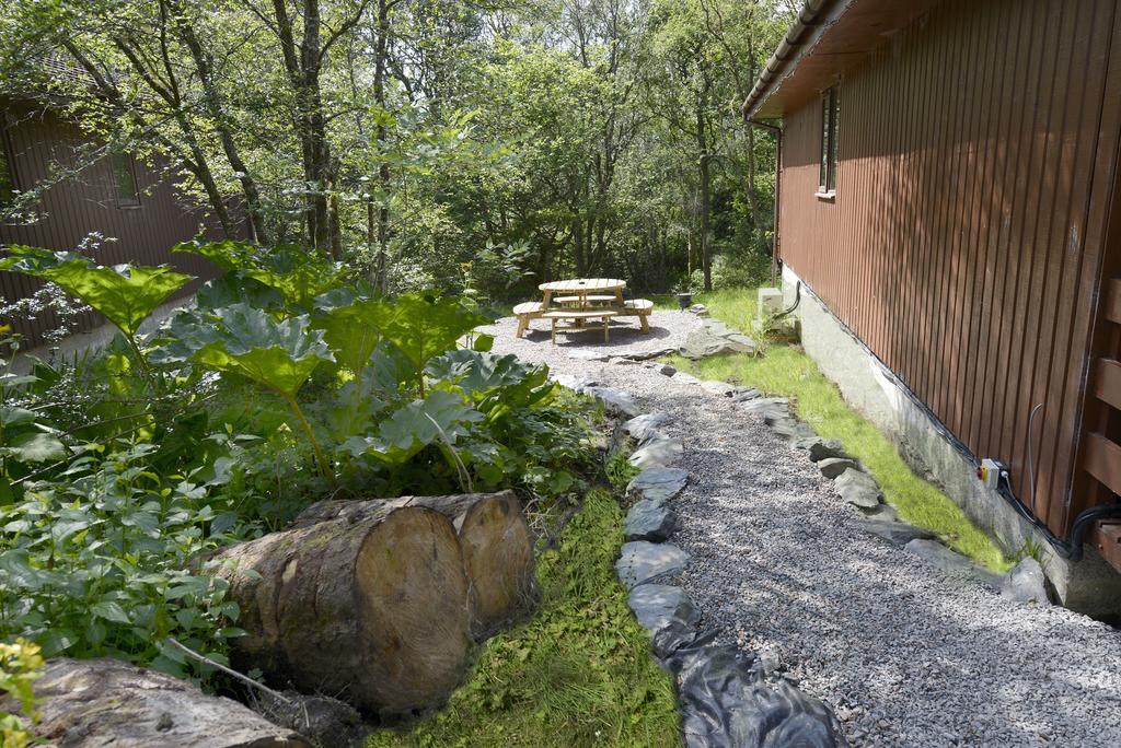 Birchbrae Highland Lodges Онич Екстериор снимка